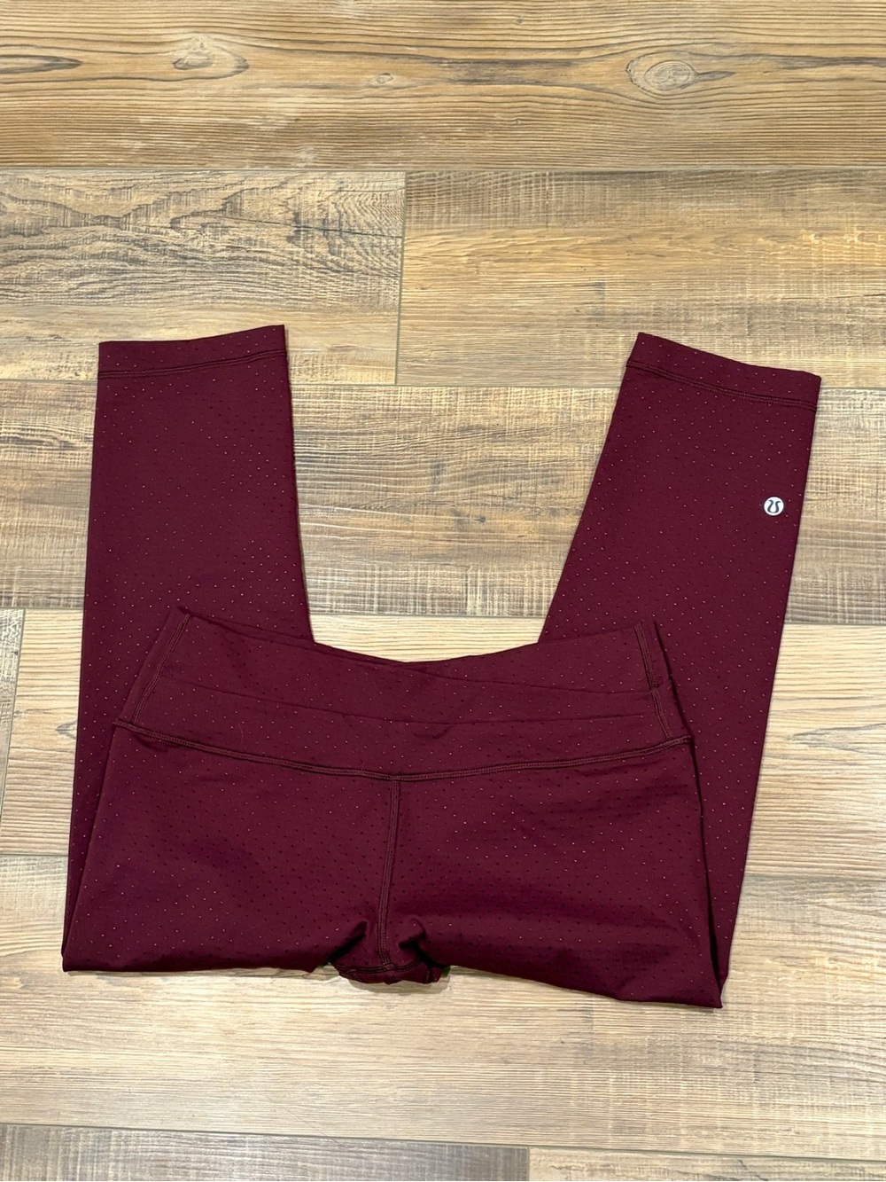 lululemon athletica Burgundy cropped Leggings Layered front band Sz 8